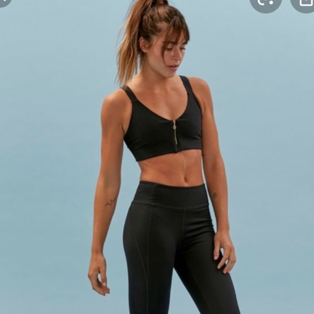 girlfriend collective monroe bra